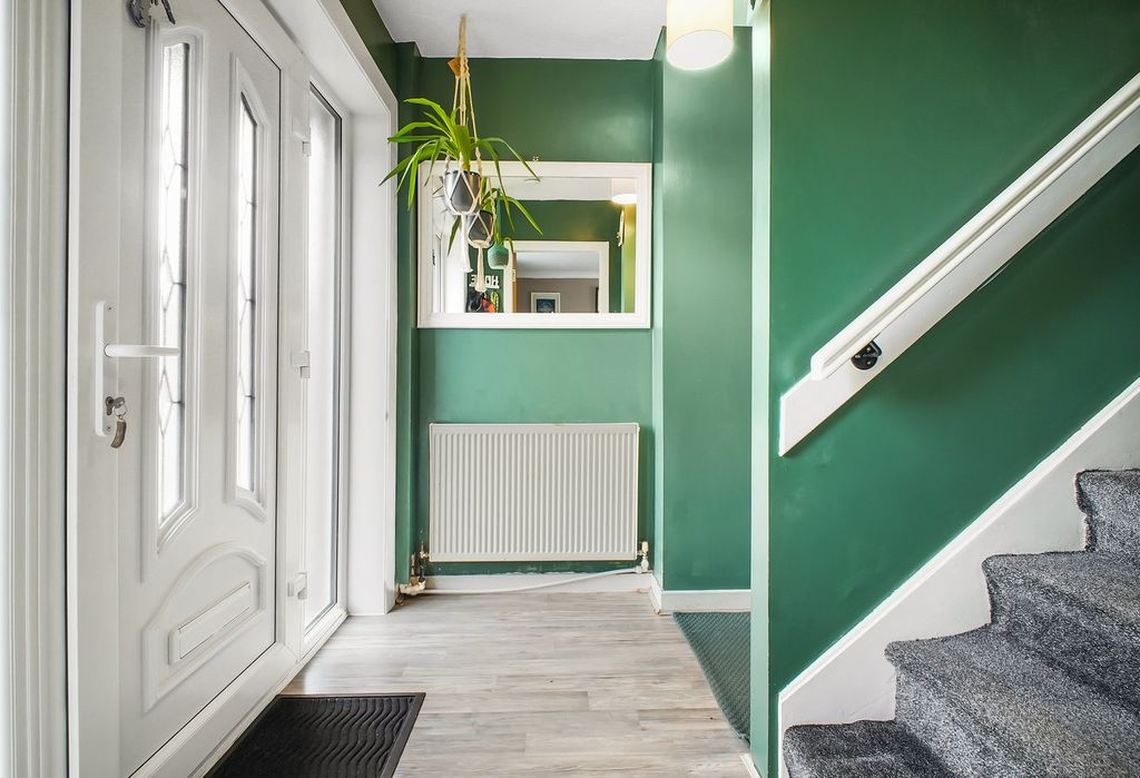 Property photo 2 of 24