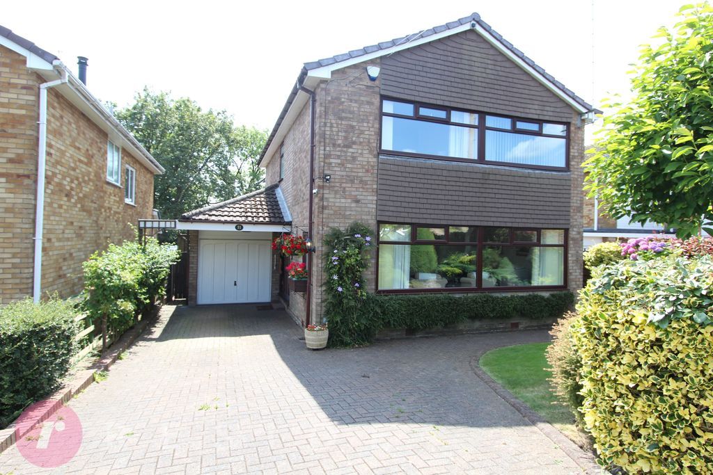 Property photo 1 of 17 House