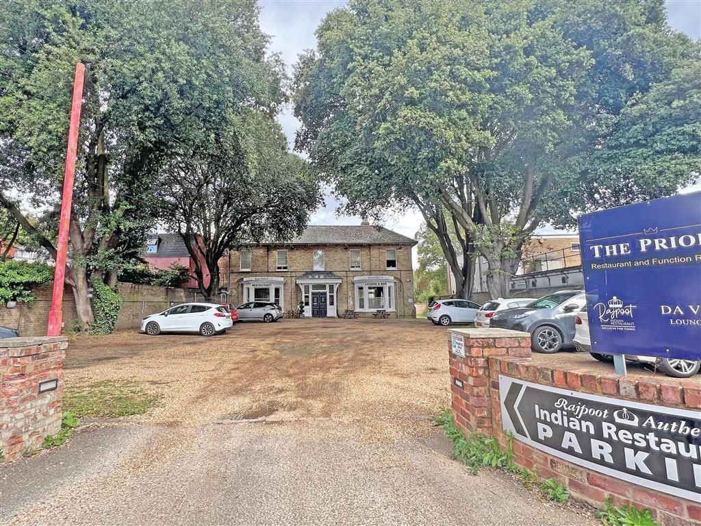 Property photo 1 of 16