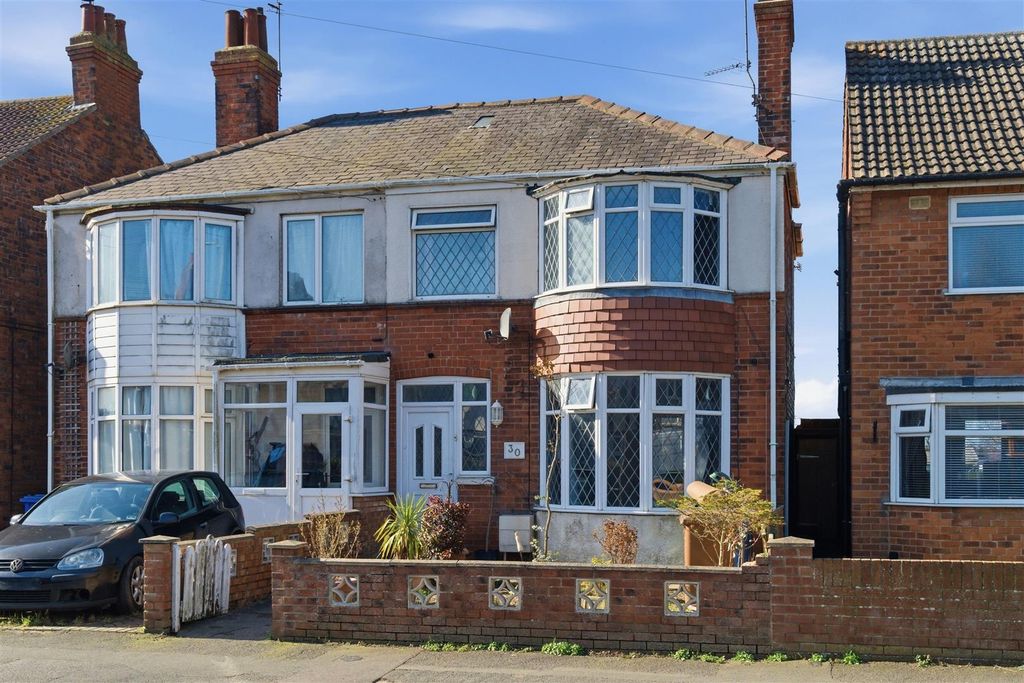 Property photo 1 of 14