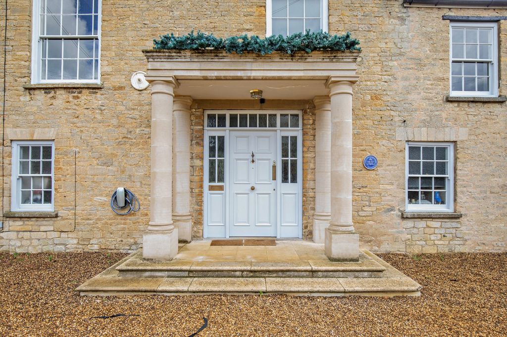 Property photo 2 of 35 Picture No. 06