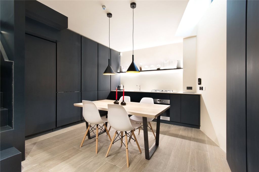 Property photo 2 of 6 Picture No. 02