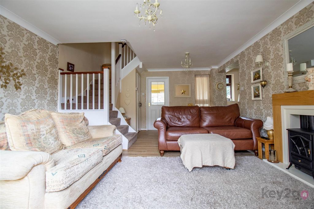 Property photo 2 of 21 Img_3873.Jpg