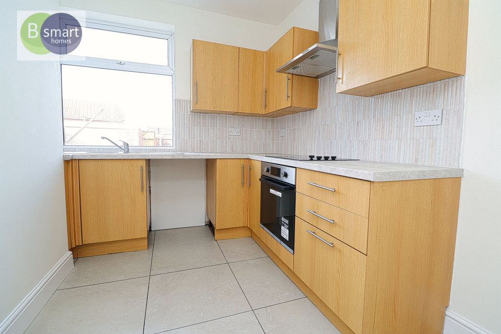 Property photo 2 of 11 Img_2201