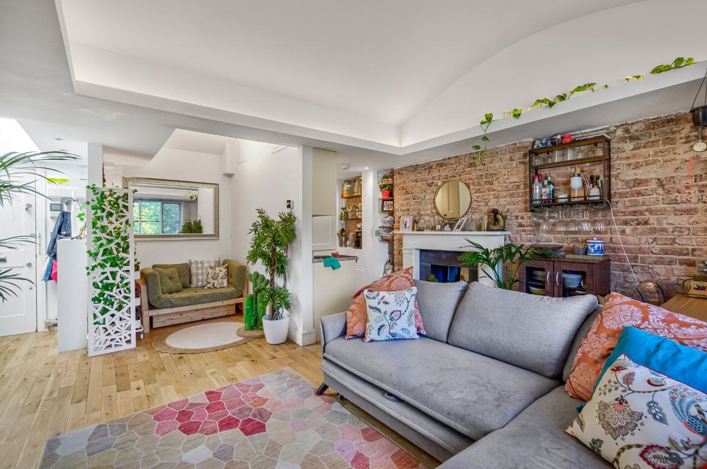 Property photo 2 of 10 Picture No. 04