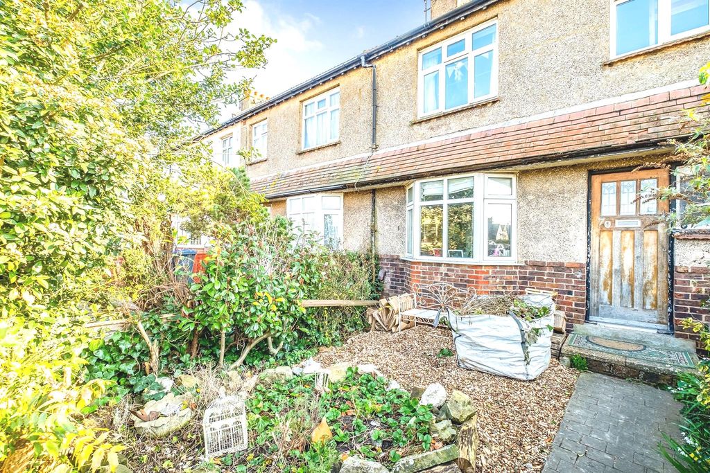 Property photo 3 of 15