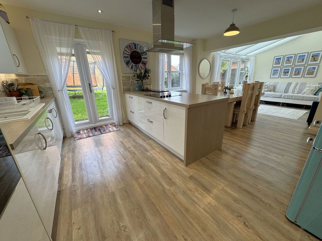 Property photo 3 of 26