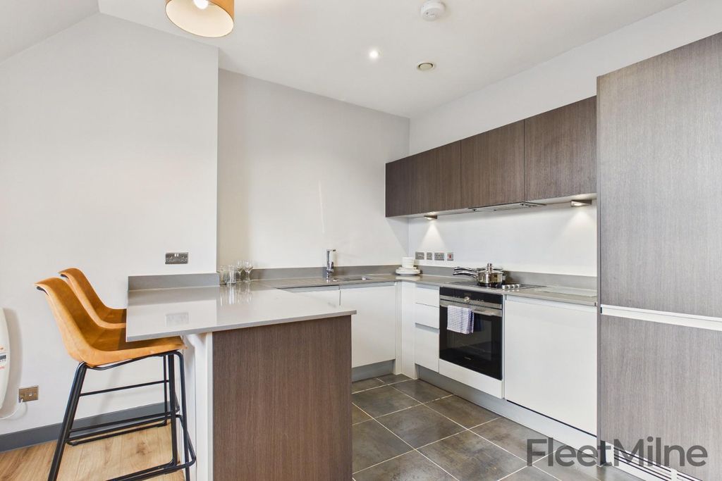 Property photo 2 of 8 Kitchen