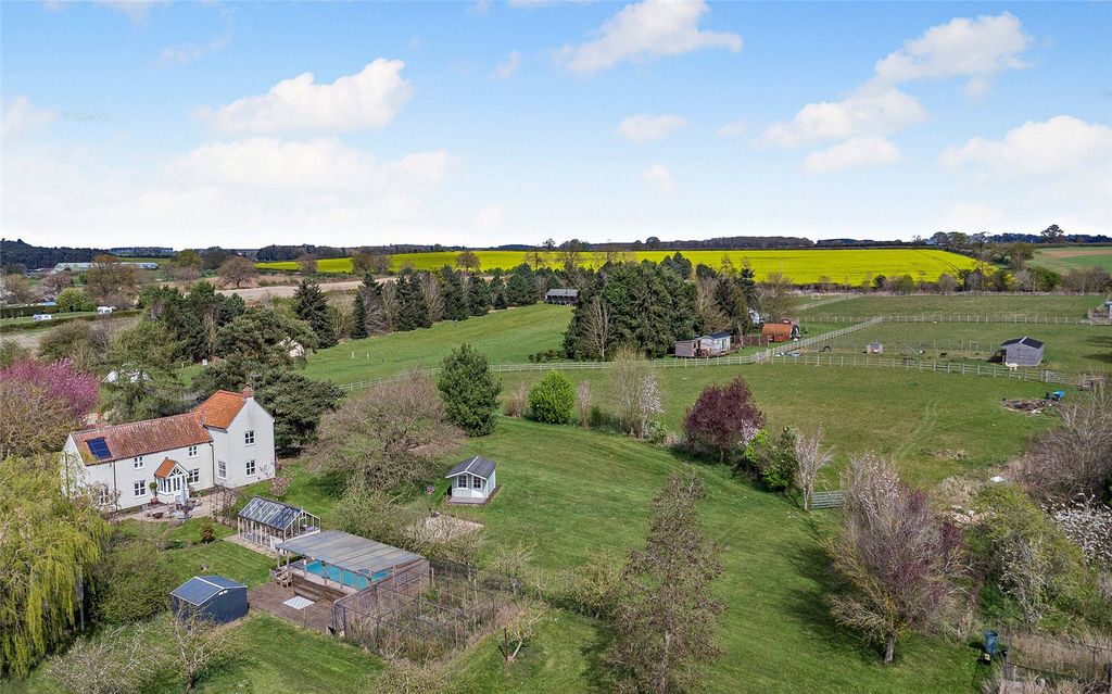 Property photo 1 of 20 Botany Farm
