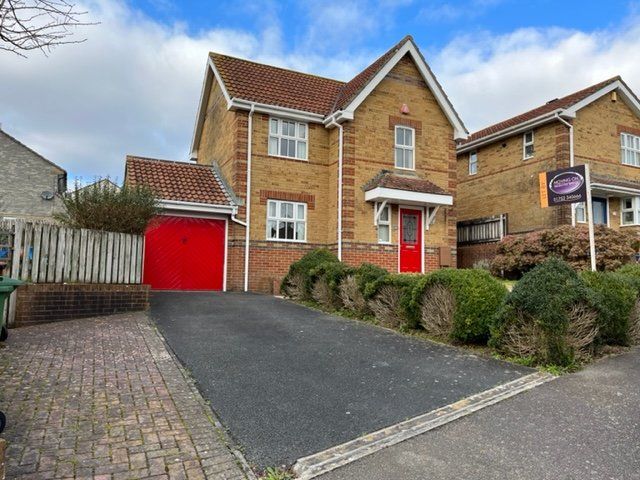 Property photo 1 of 10