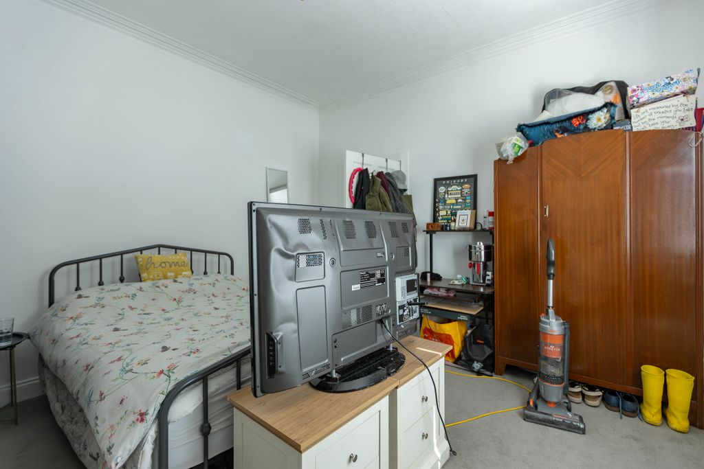 Additional image 12 of 2 bed flat for saleGladstone Street, Leven KY8