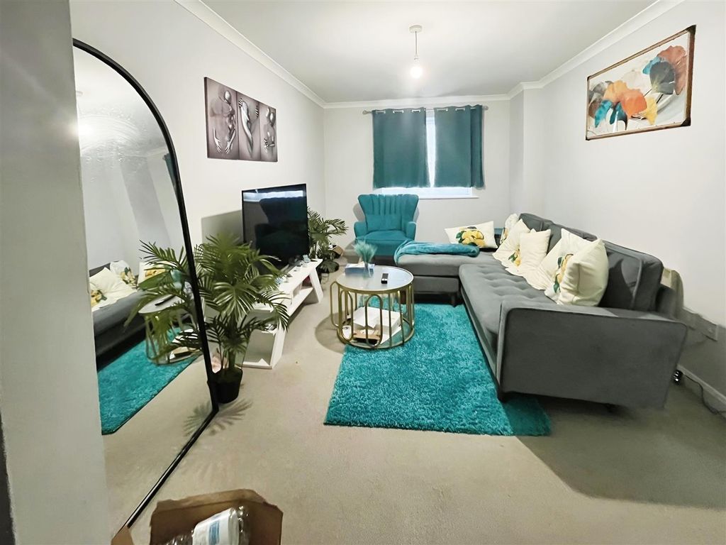 Property photo 2 of 12 0dc626d4-Living.Jpg