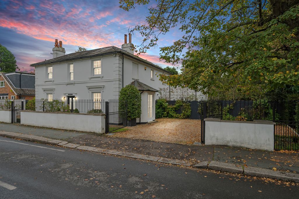Property photo 1 of 18