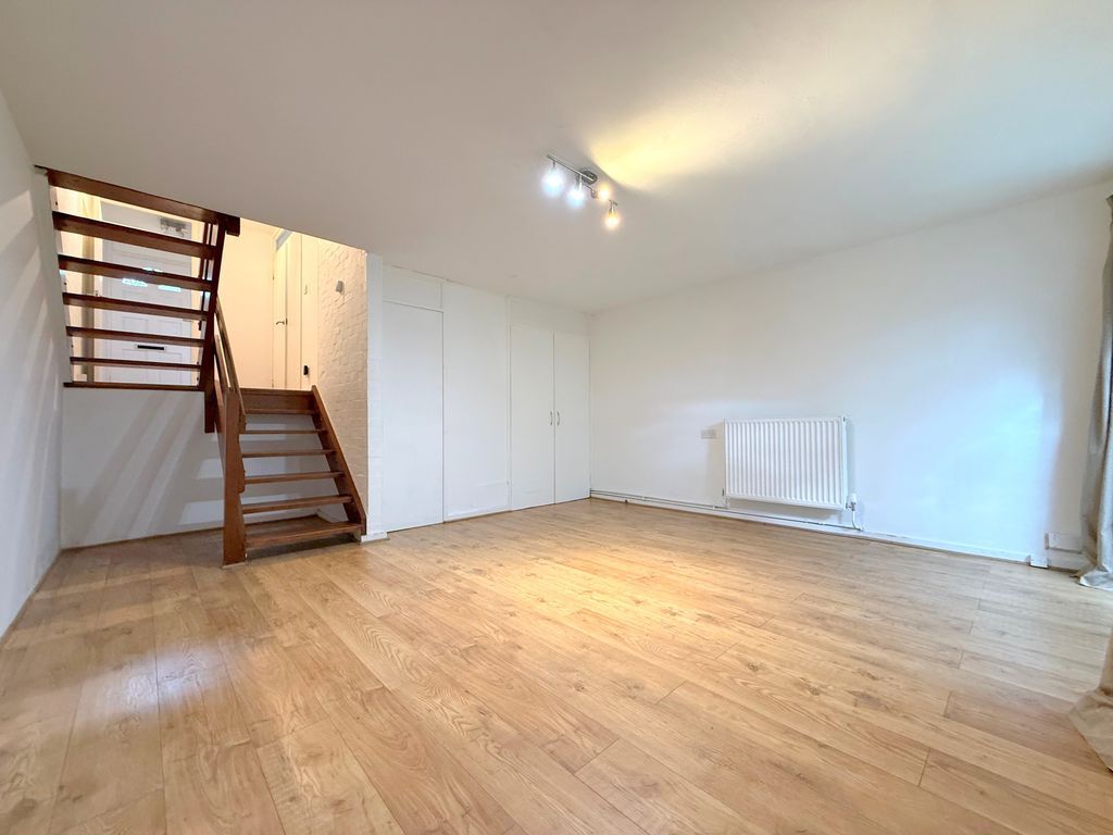 Property photo 2 of 10 Photo 15