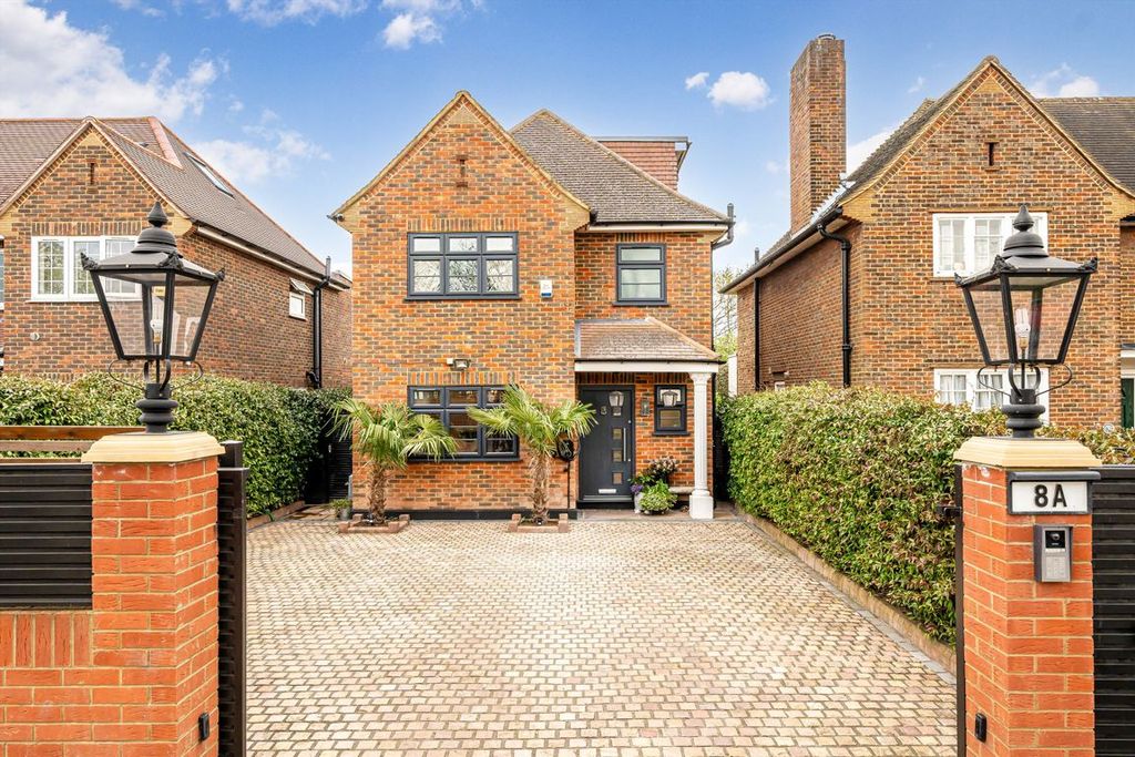 Property photo 2 of 10