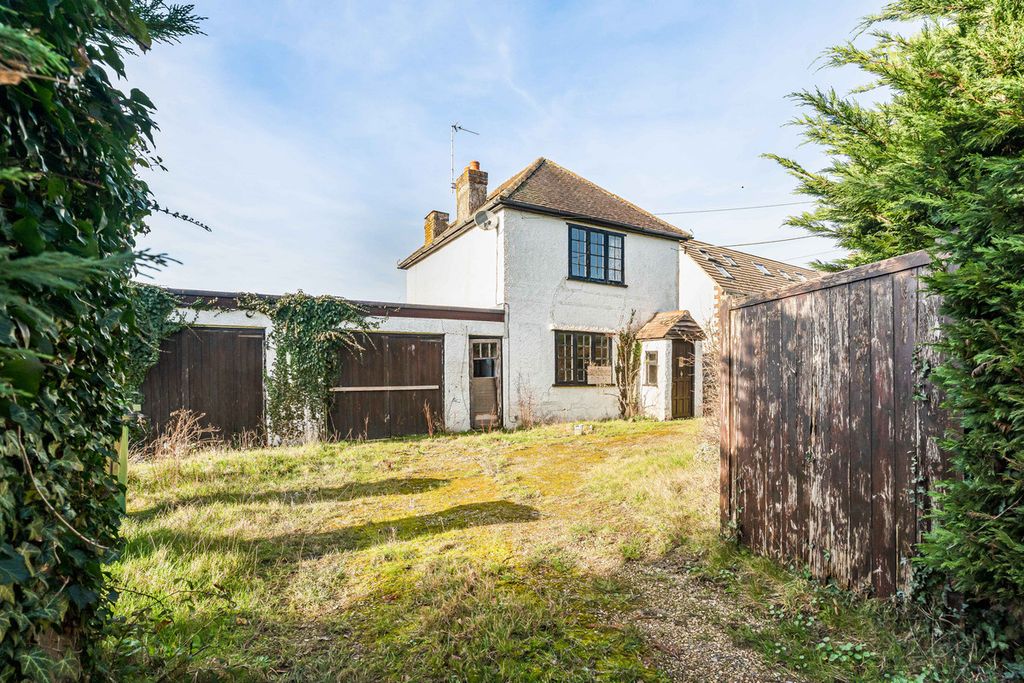 Property photo 3 of 18