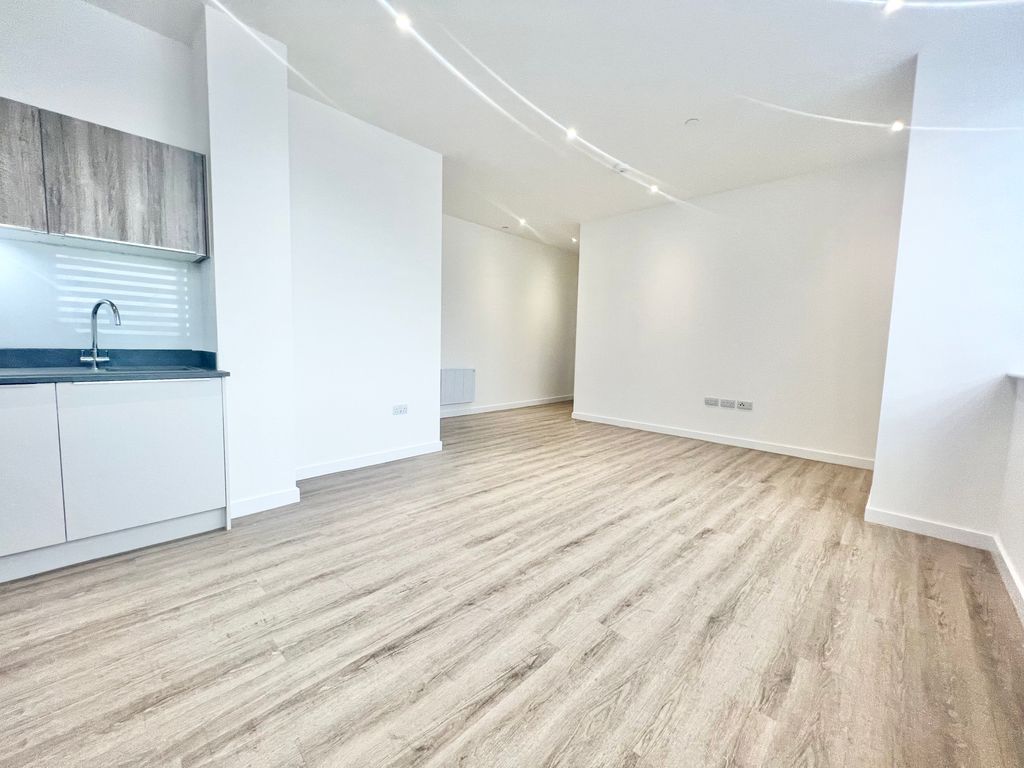 Property photo 2 of 6 Living Room