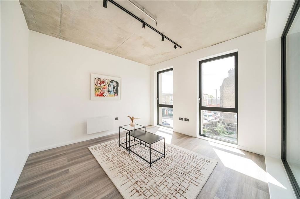 Property photo 3 of 7