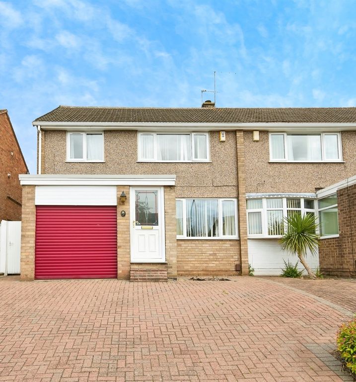 Property photo 1 of 12