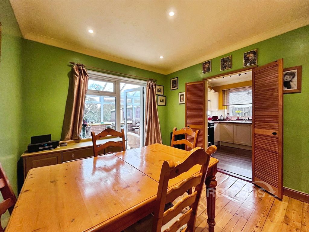 Property photo 3 of 14 Picture No. 17