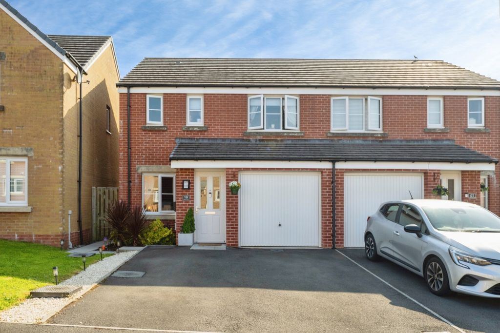 Property photo 1 of 19 Pbox-Img.Jpg