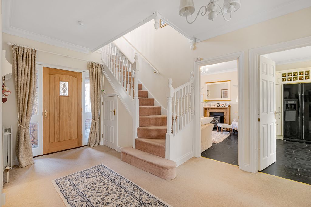 Property photo 2 of 38 6_75098