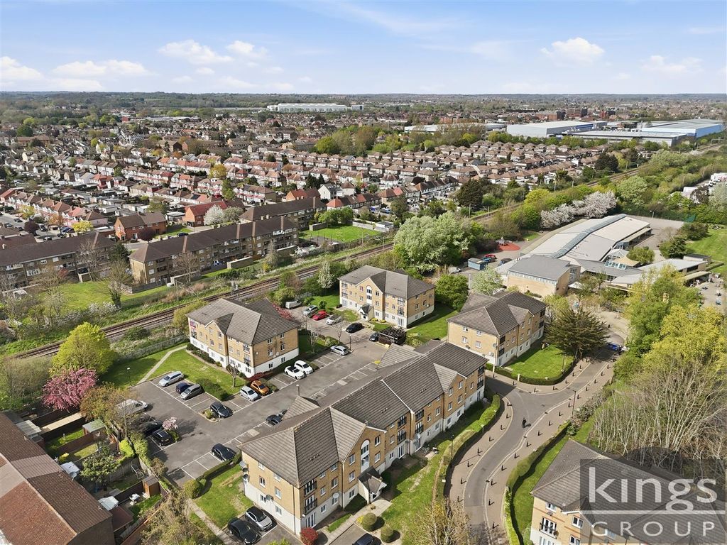 Property photo 1 of 19