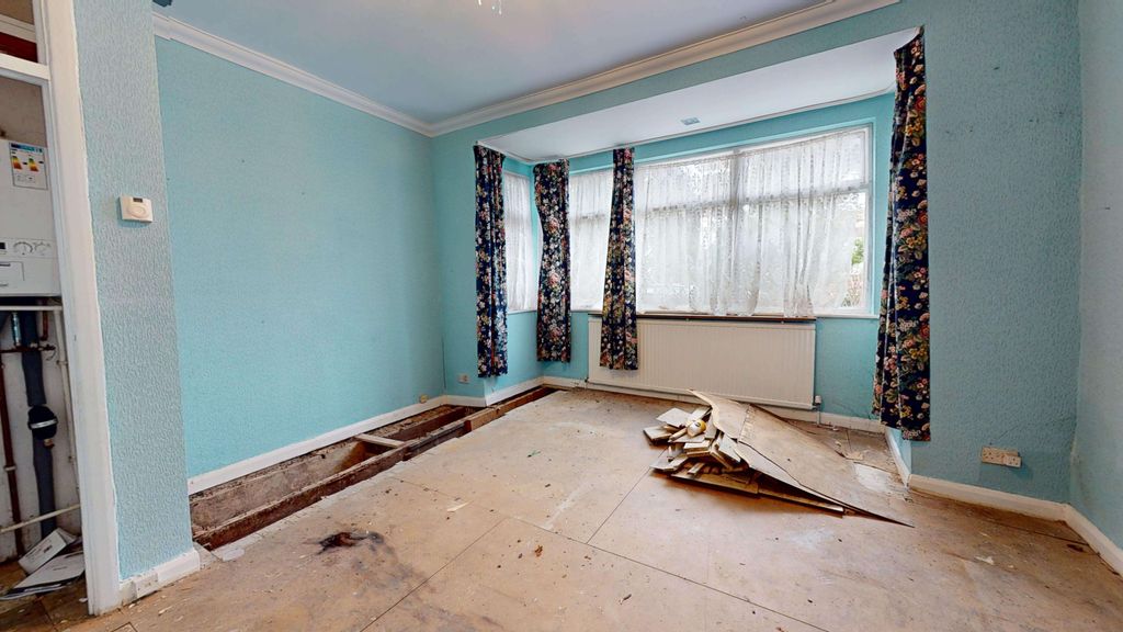 Property photo 2 of 30 Flats A-C, 21 Eastdown Park, Lewisham, London, Se13 5Hu