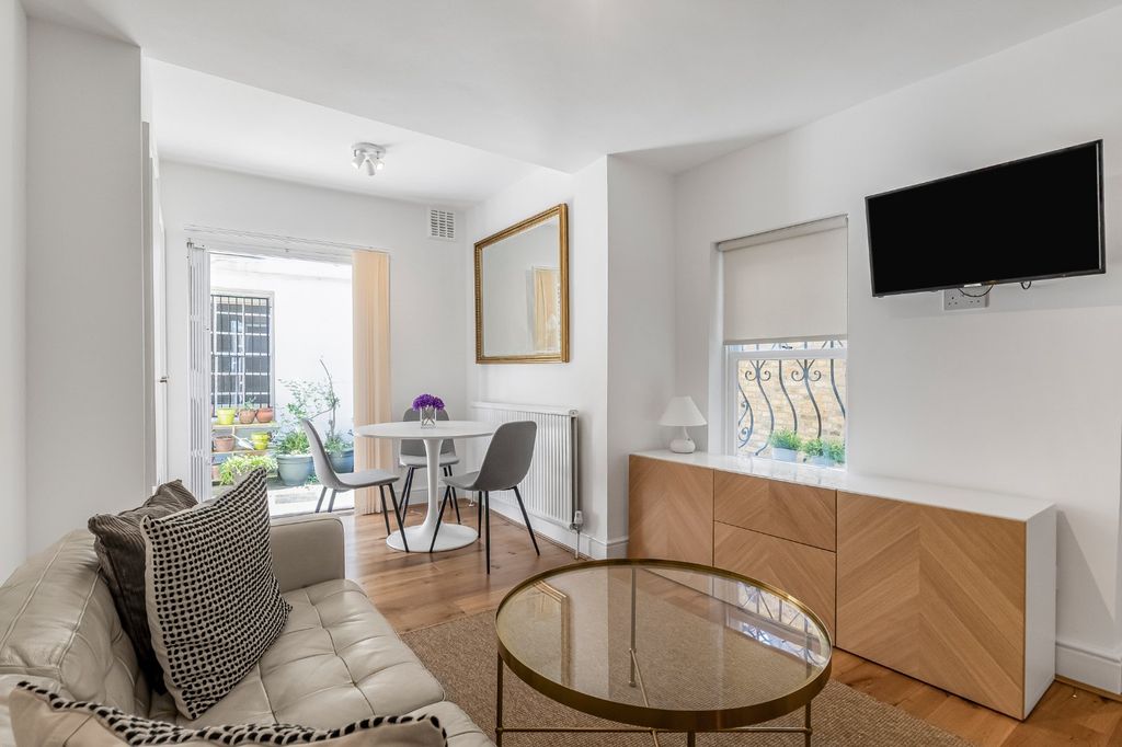 Property photo 1 of 13 Reception Room