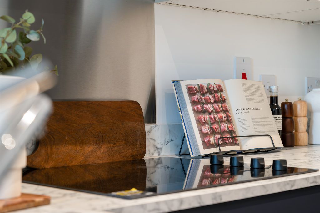 Property photo 3 of 16