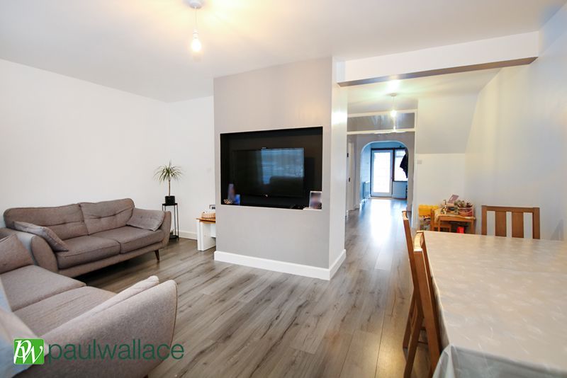 Property photo 2 of 20 Lounge