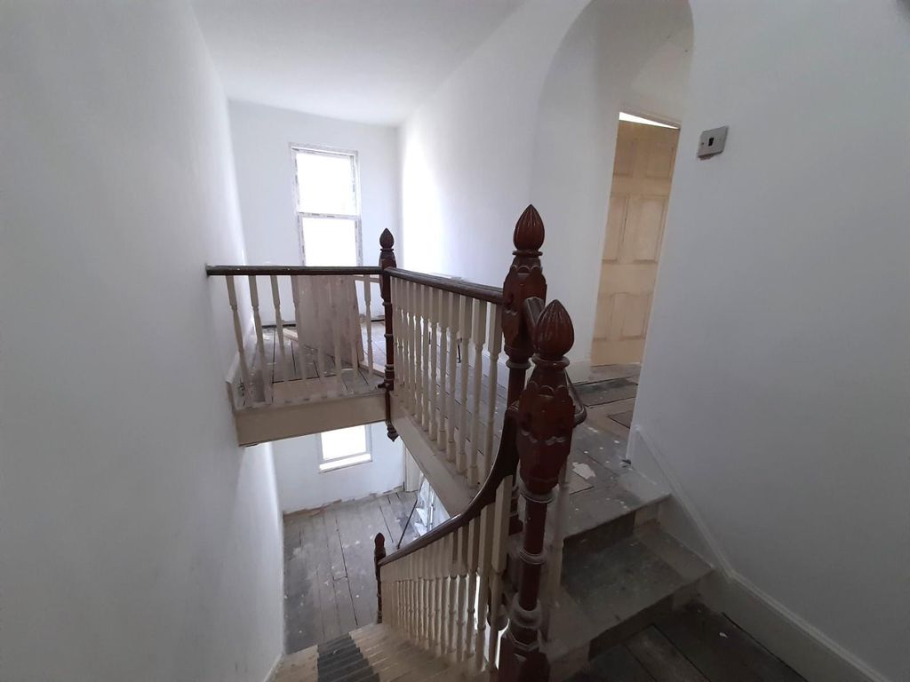 Additional image 4 of 6 bed detached house for saleLea Road, Gainsborough DN21