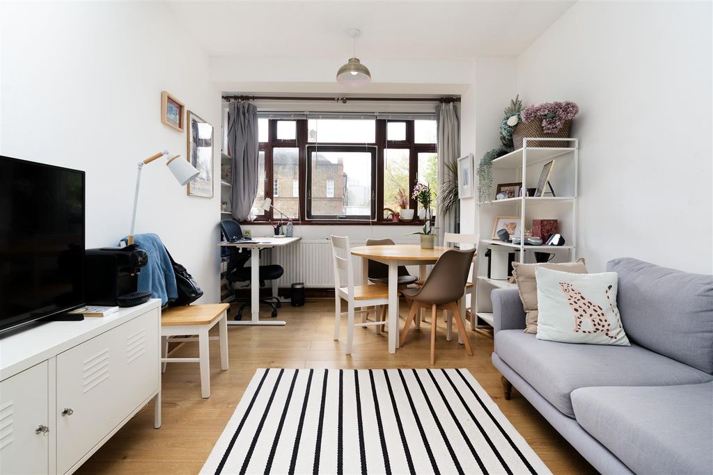 Property photo 3 of 11 P05.Jpg