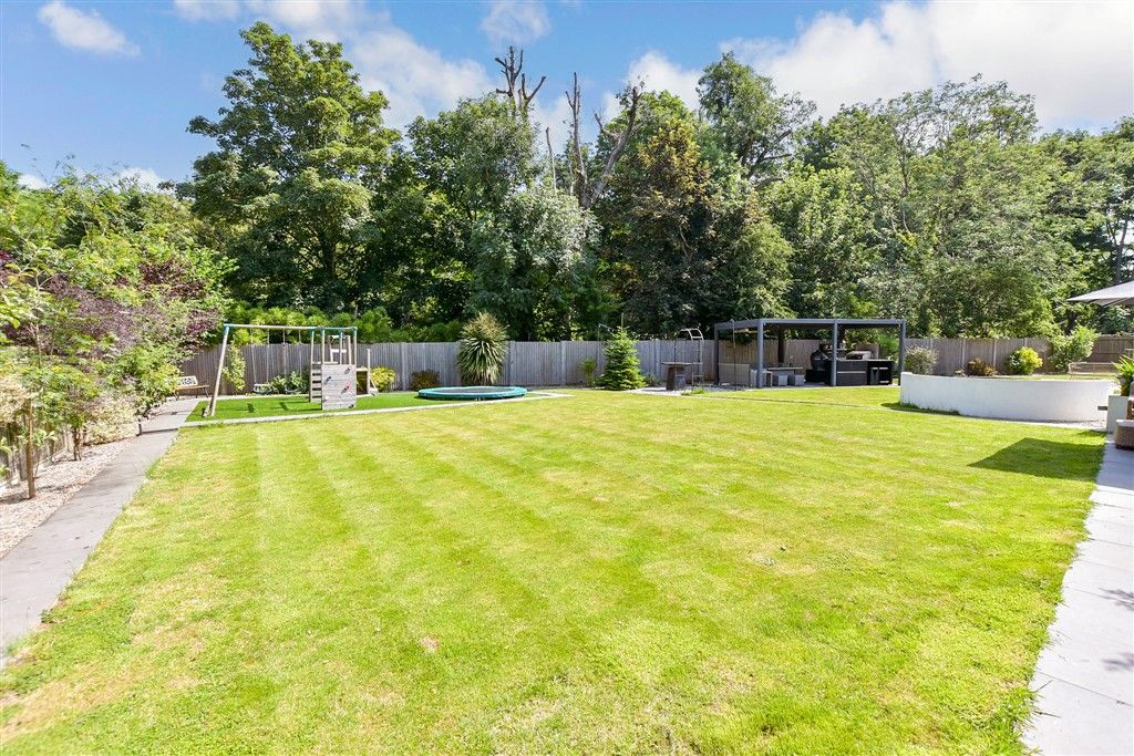 Property photo 2 of 16 Rear Garden
