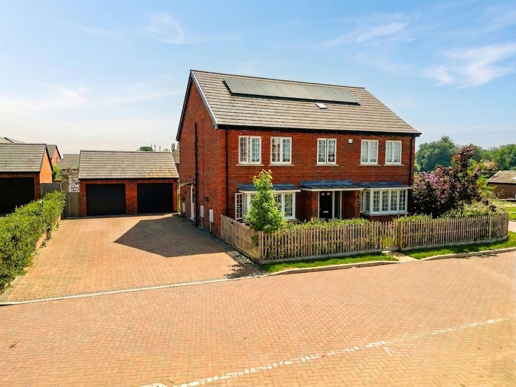 Property photo 3 of 31