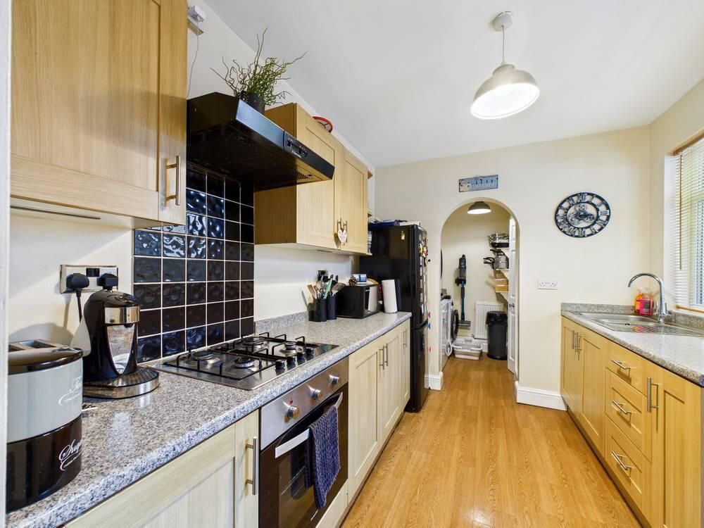 Property photo 2 of 22 Kitchen