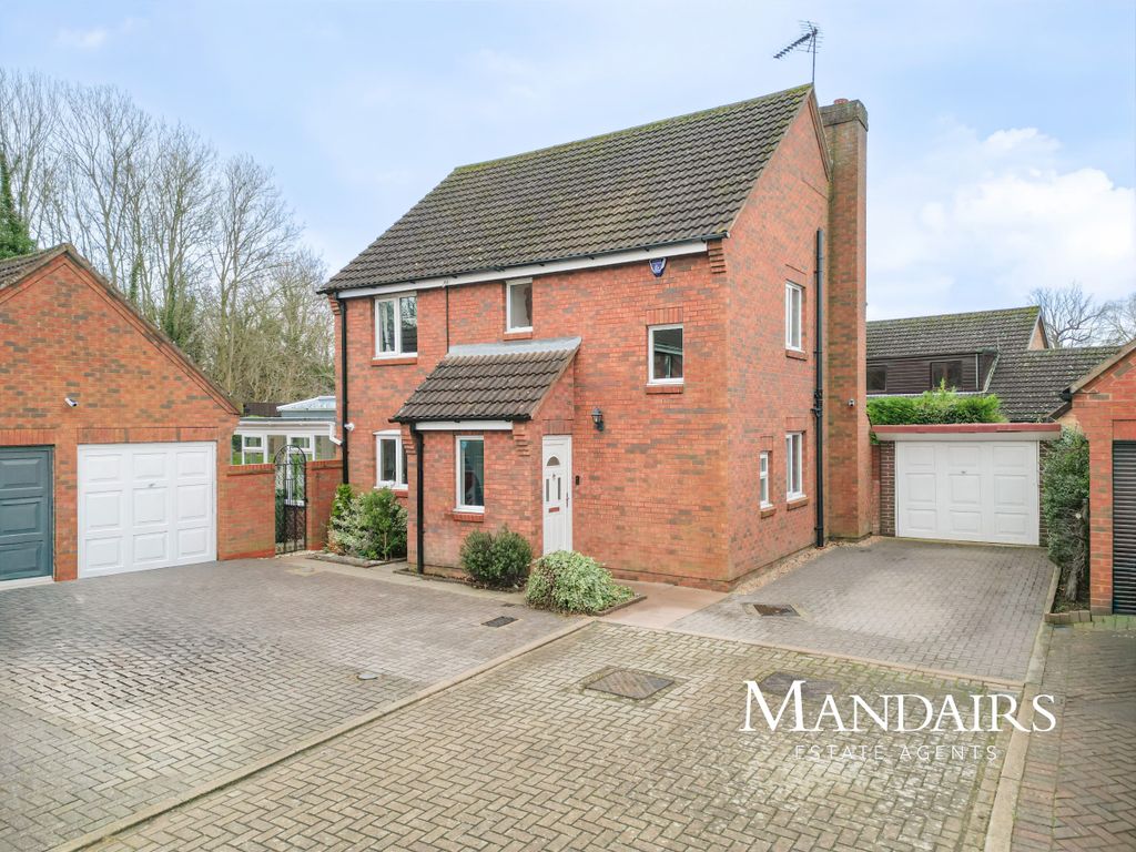 Property photo 1 of 37