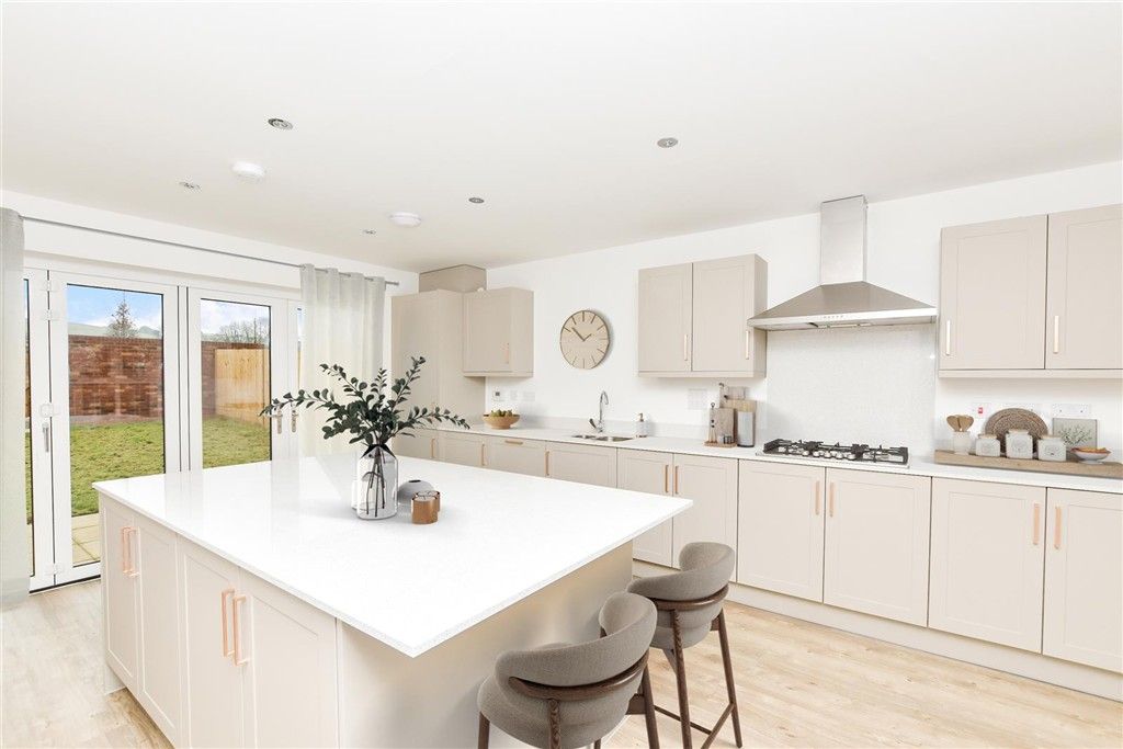 Property photo 3 of 14 Kitchen