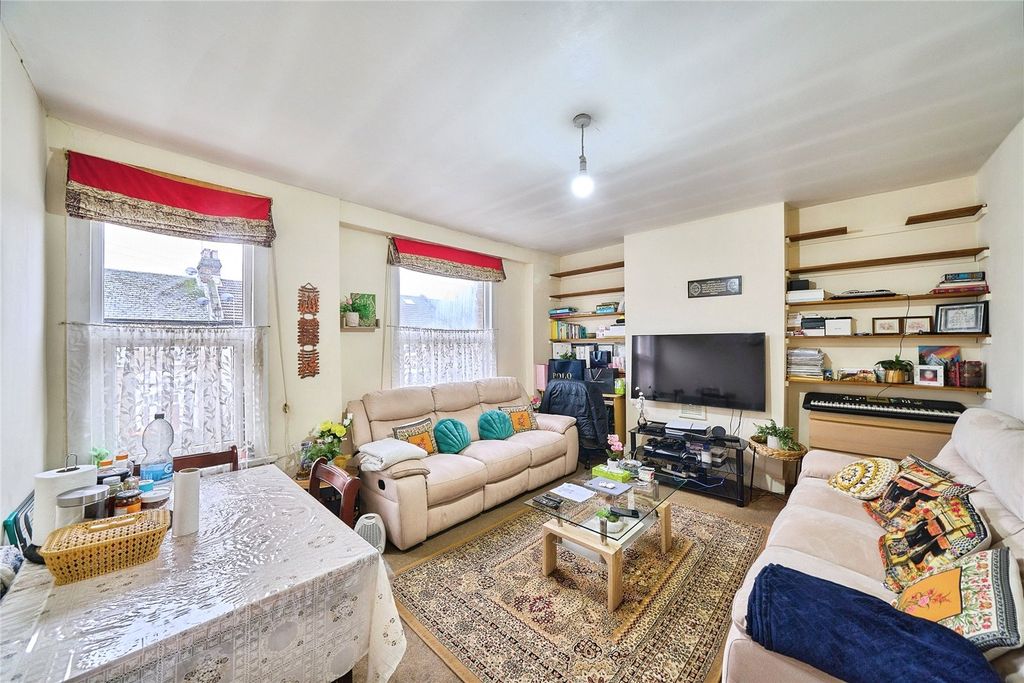 Property photo 3 of 13 Picture No. 08