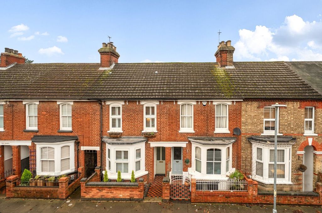 Property photo 1 of 19