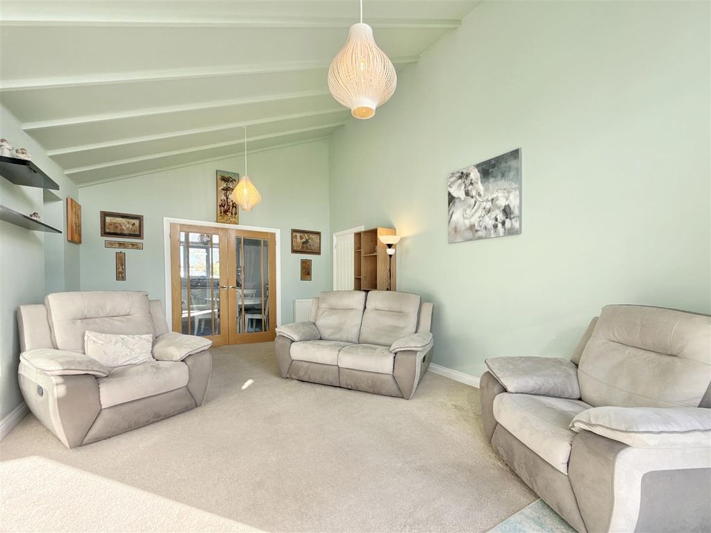 Property photo 2 of 15 Living_Room.Jpeg
