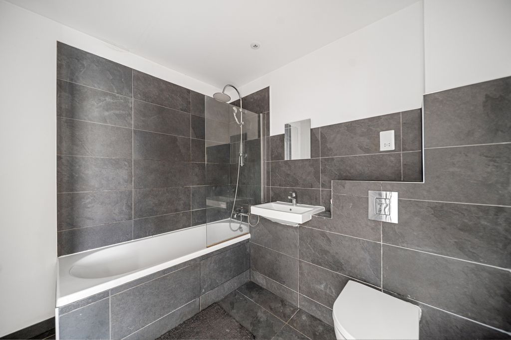 Additional image 10 of 2 bed flat for saleWatling Street, Bexleyheath DA6