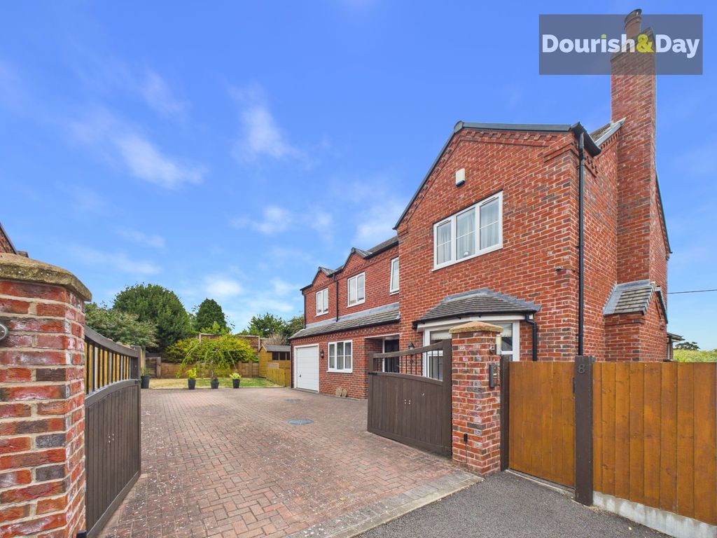 Property photo 1 of 33
