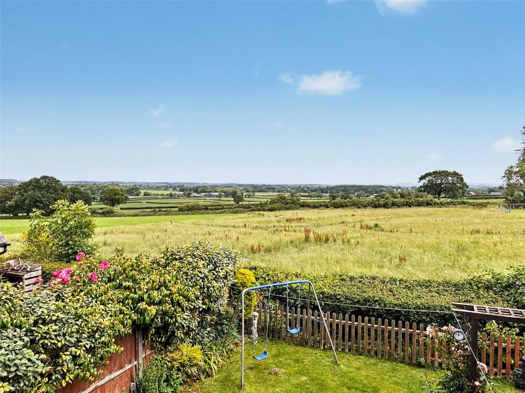 Property photo 3 of 15 Picture No. 26