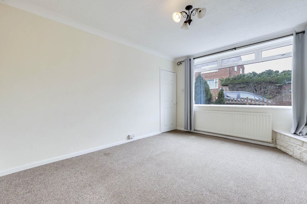 Property photo 3 of 15 Picture No. 04