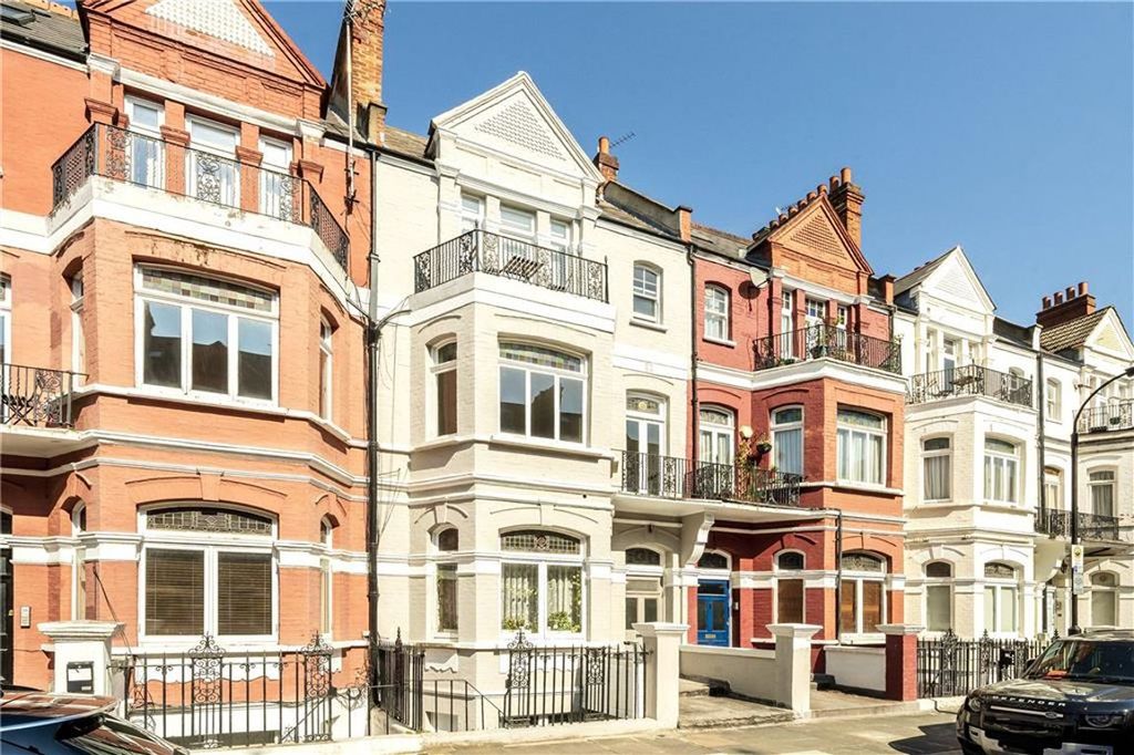 Property photo 3 of 5