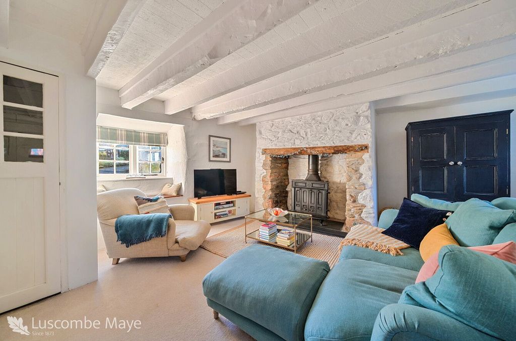 Property photo 3 of 15