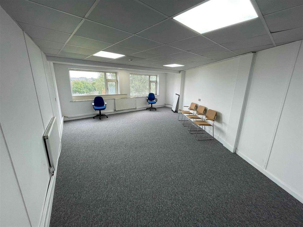 Property photo 3 of 10 3.Jpg