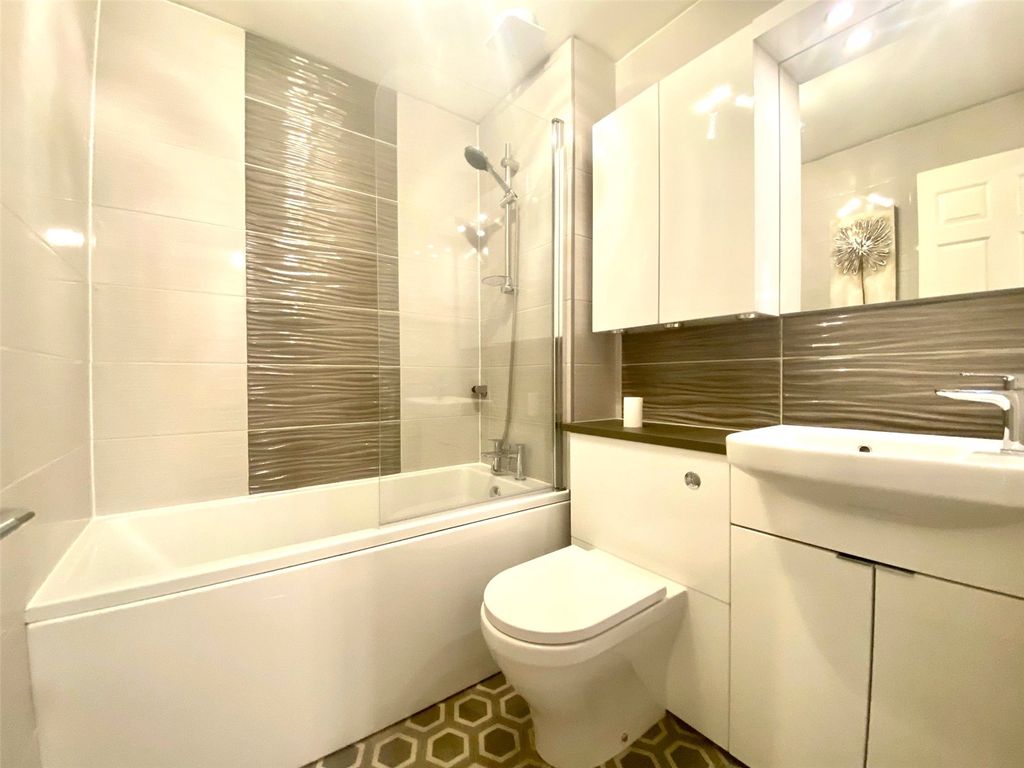 Property photo 3 of 7 Picture No. 07