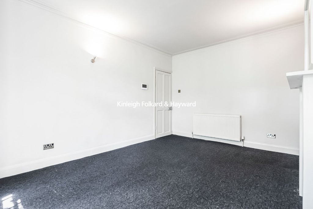 Property photo 2 of 11 Picture No. 36